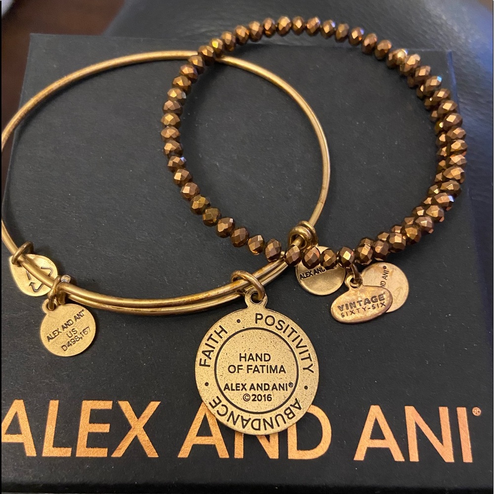 Bracelet